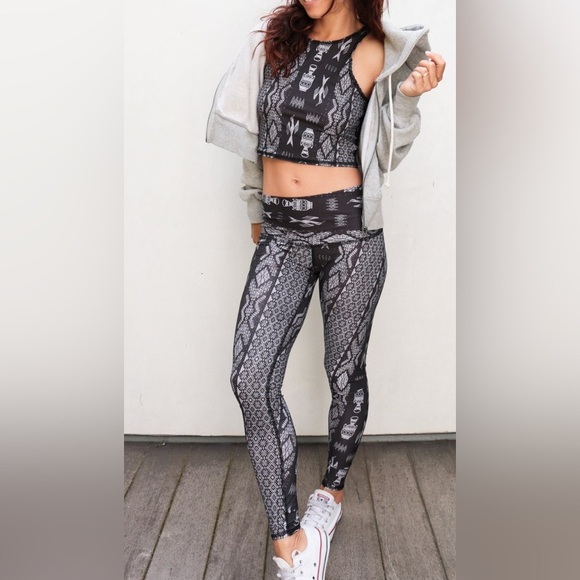 Teeki diamond tribe hot pant - Picture 6 of 6